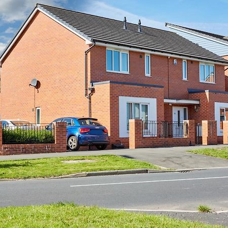 Cosy,Modern And Relaxing 3 Bedroom House With Parking Manchester Extérieur photo