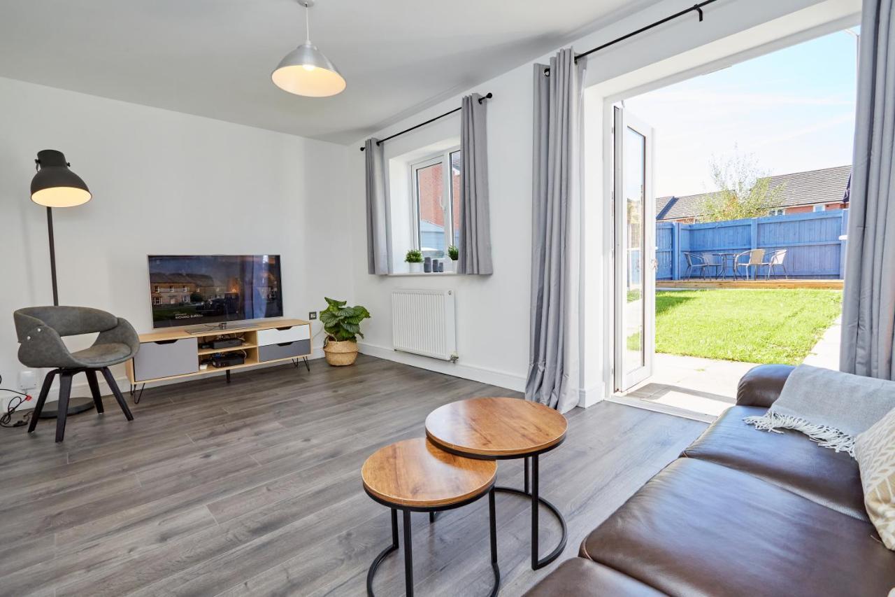 Cosy,Modern And Relaxing 3 Bedroom House With Parking Manchester Extérieur photo
